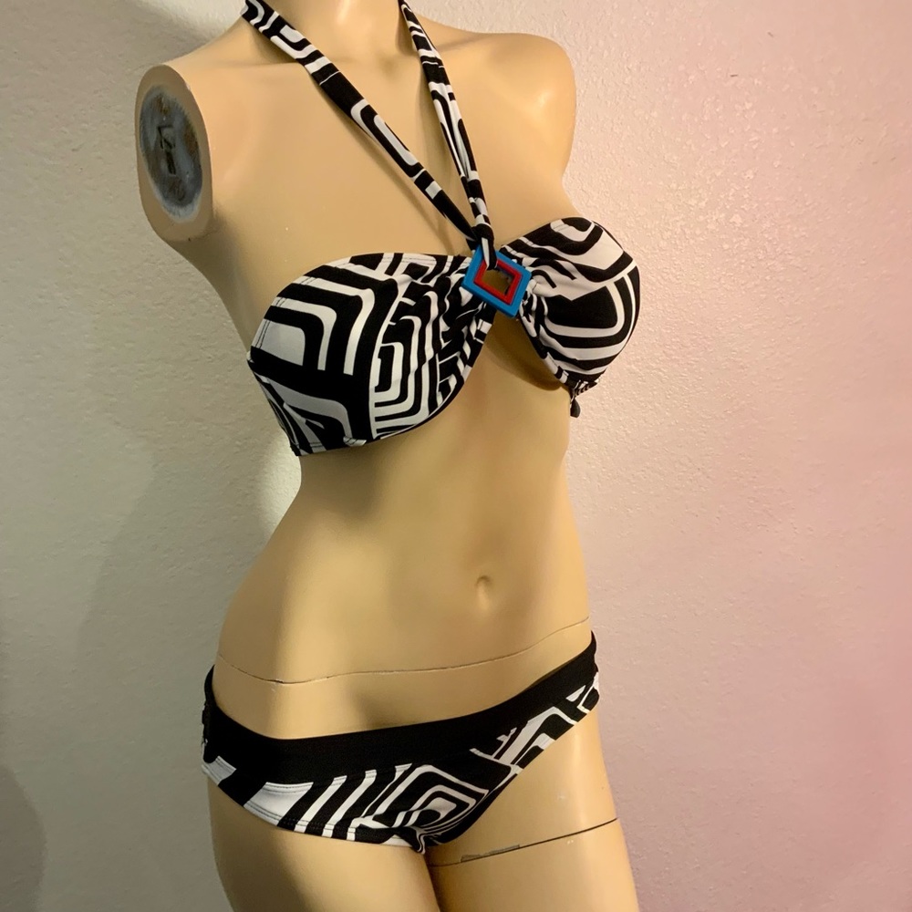 Kenneth Cole Women’s Swimsuit Bikini Set Geometric Print Black White  Bandeau S